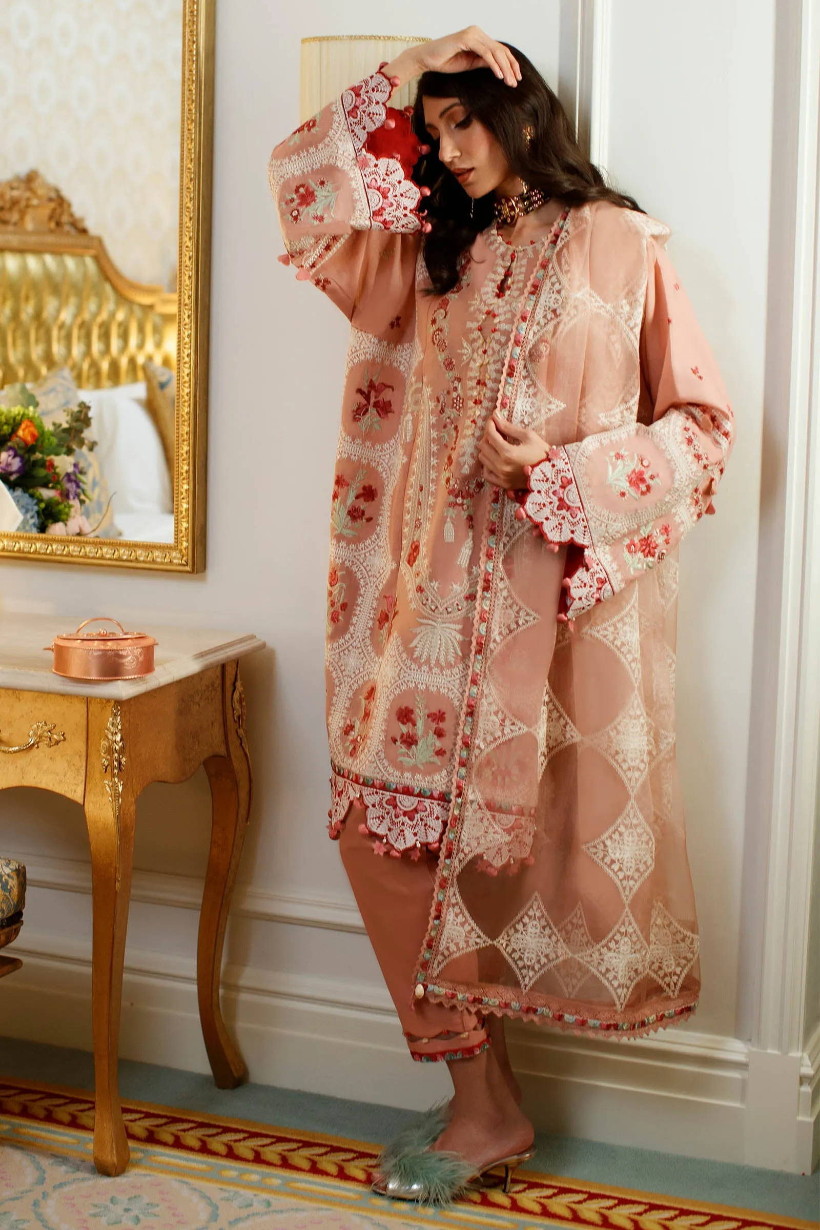 Élan Luxury Lawn Collection 2022 – EL22-01 A (LARA)